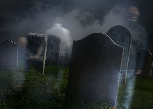 Духи на кладбище